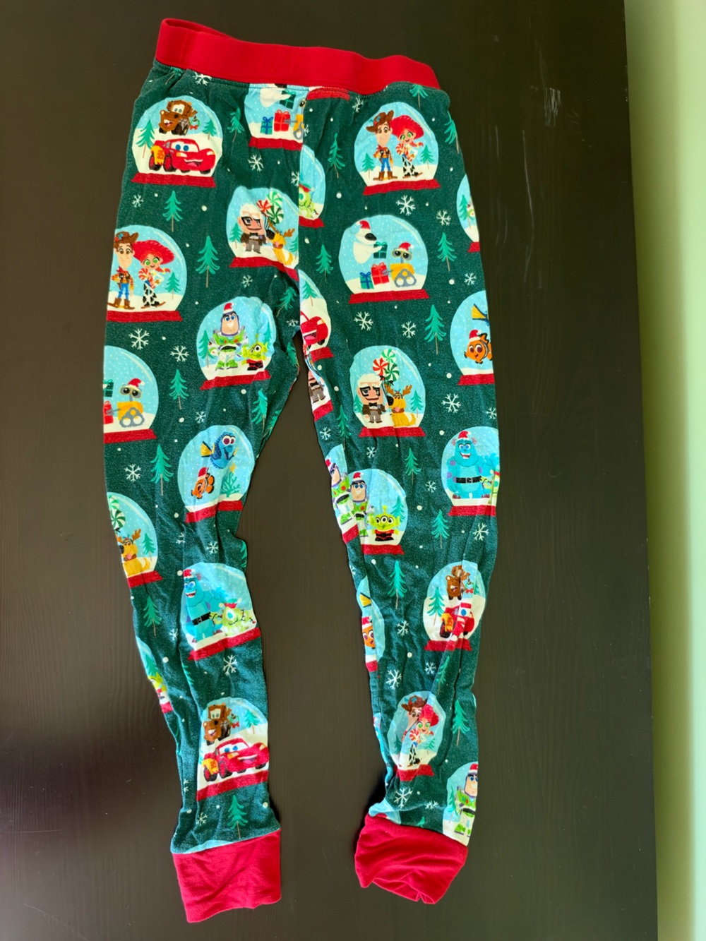 Little Sleepies Disneys A Very Pixar Christmas